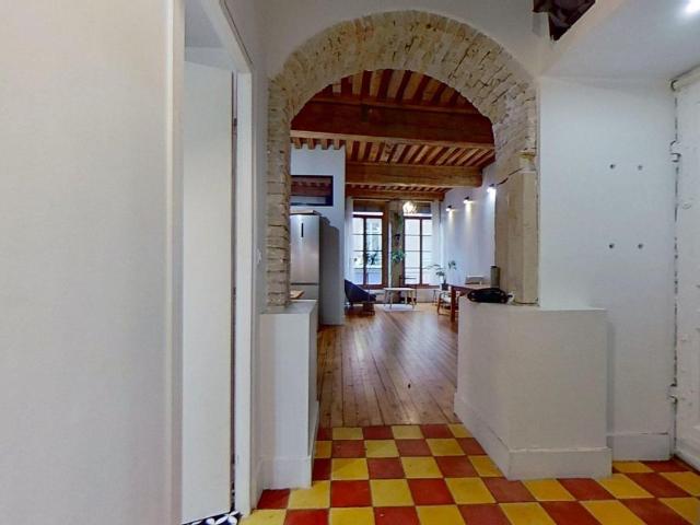 Appartement 2 pièces, 67 m² à louer à Lyon 1 69001