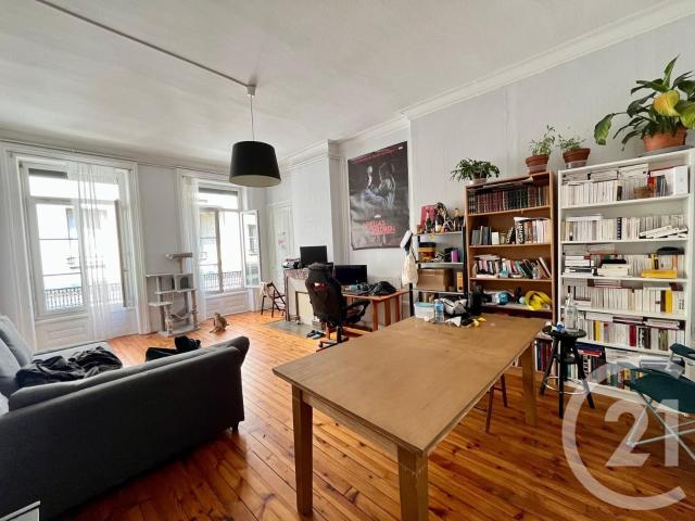 Appartement 2 pièces 67 m²