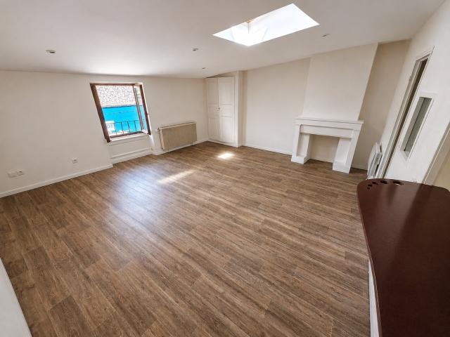 Appartement 2 pièces 67 m²