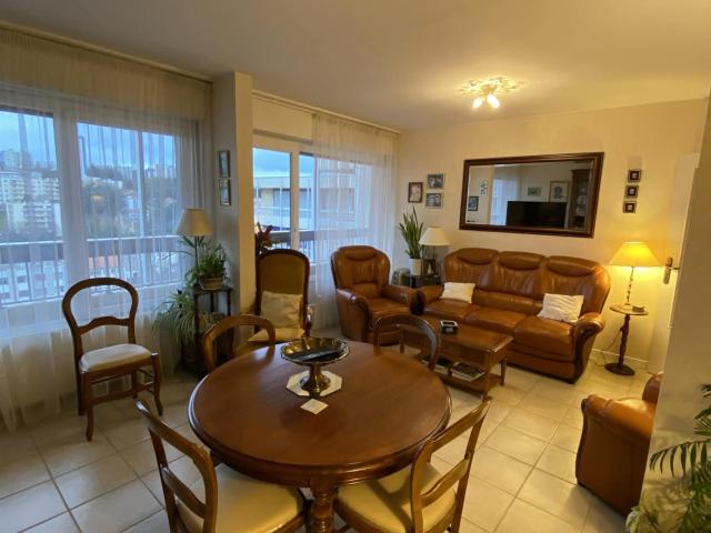 Appartement 2 pièces 67 m²