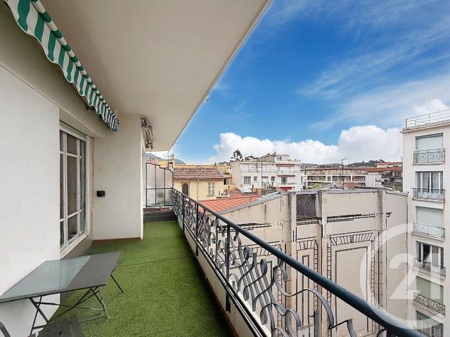Appartement 2 pièces 67 m²
