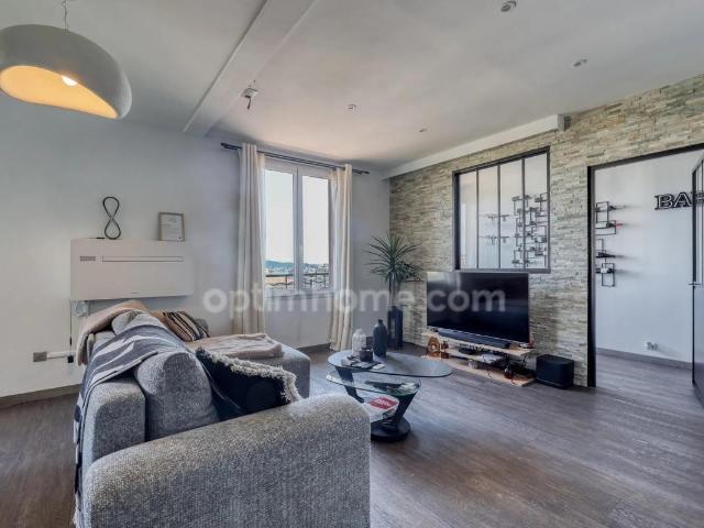 Appartement 2 pièces 67 m²