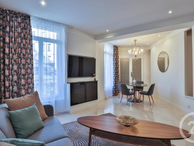 Appartement 2 pièces 67 m²