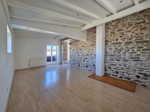 Appartement 2 pièces 67 m²
