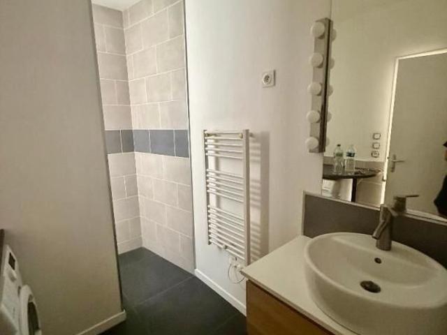 Appartement 2 pièces, 64 m² à louer à Saint Étienne 42000