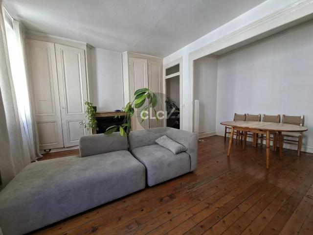 Appartement 2 pièces 64 m²