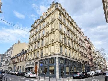 Appartement 2 pièces 64 m²