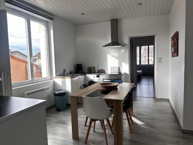 Appartement 2 pièces 64 m²