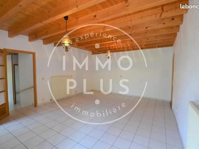 Appartement 2 pièces 64 m²