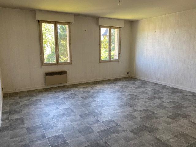 Appartement 2 pièces 64 m²