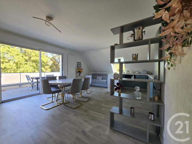 Appartement 2 pièces 64 m²