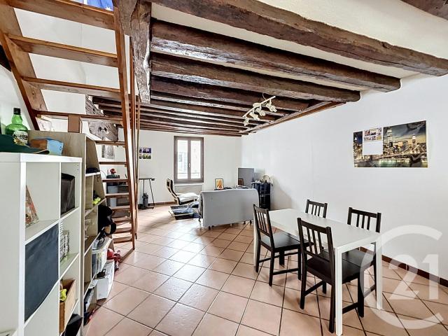 Appartement 2 pièces 64 m²