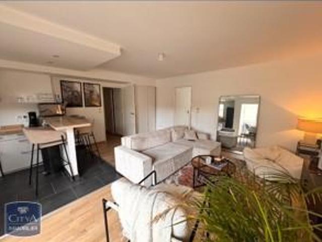 Appartement 2 pièces 64 m²