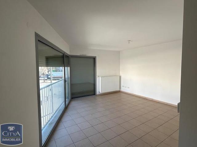 Appartement 2 pièces 64 m²