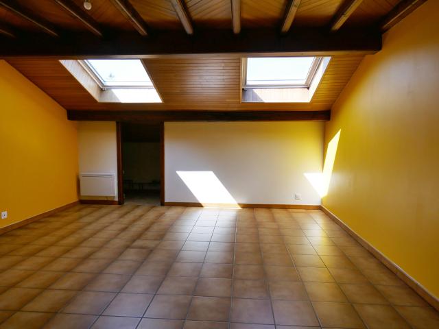 Appartement 2 pièces 64 m²