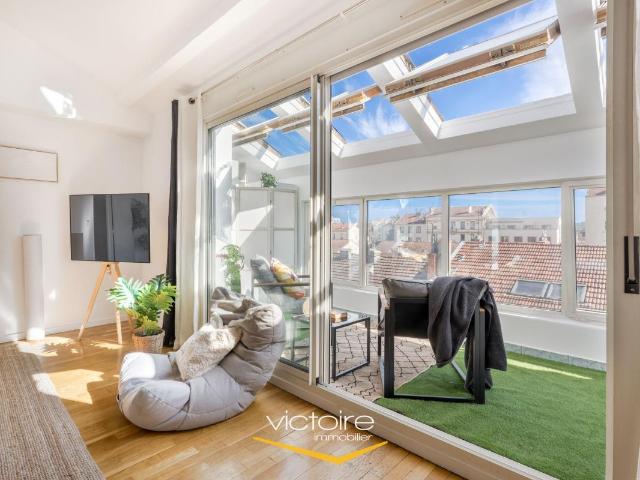 Appartement 2 pièces 64 m²