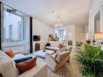 Appartement 2 pièces 64 m²