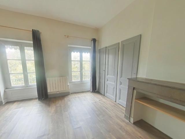 Appartement 2 pièces 64 m²