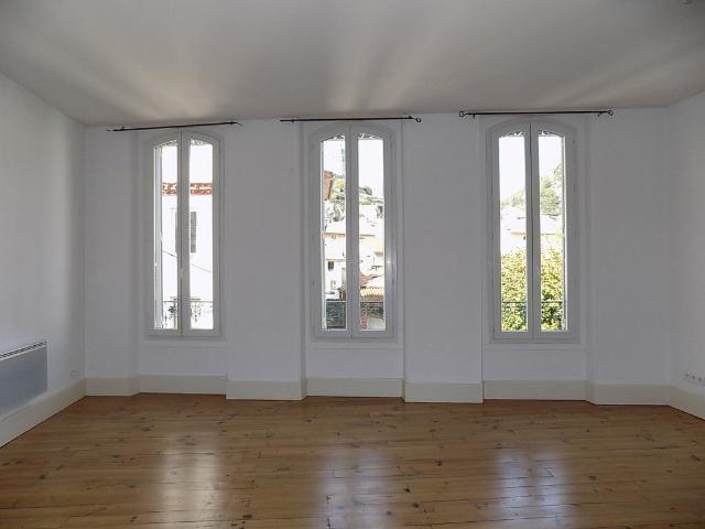 Appartement 2 pièces, 65 m² à louer à Foix 09000
