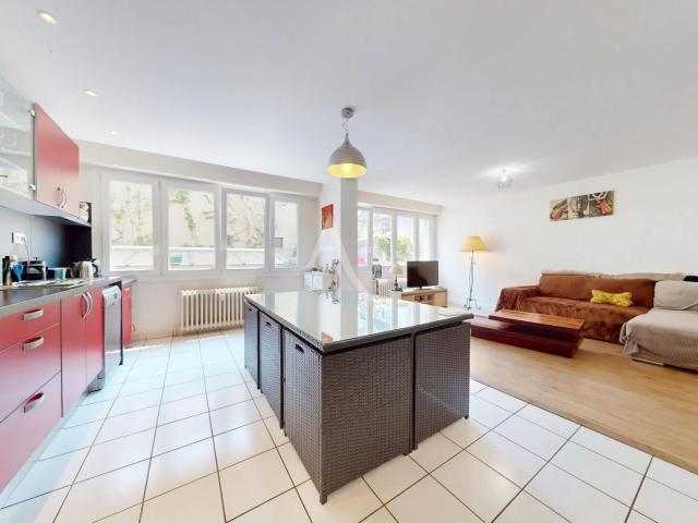 Appartement 2 pièces 65 m²