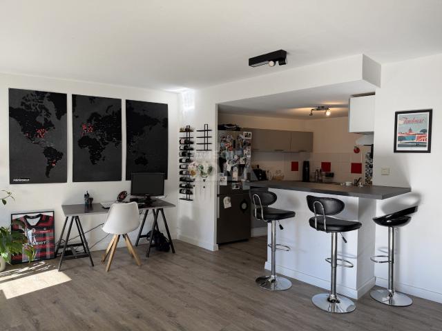 Appartement 2 pièces 65 m²