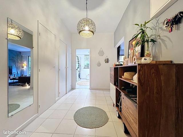 Appartement 2 pièces 65 m²