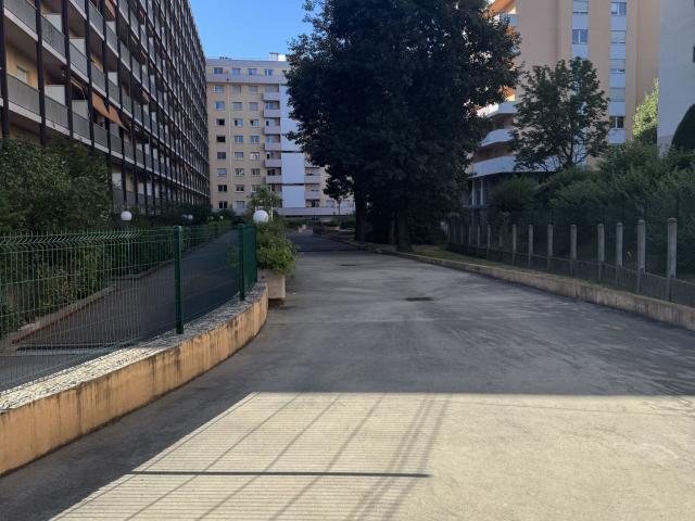 Appartement 2 pièces, 66 m² à louer à Saint Étienne 42000