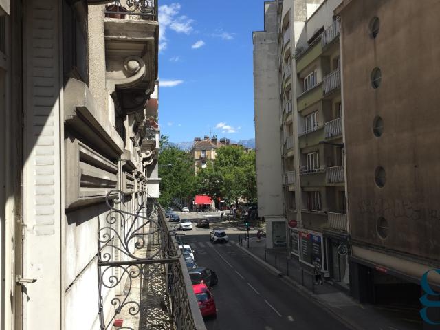 Appartement 2 pièces 66 m²