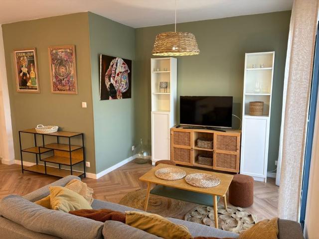 Appartement 2 pièces, 68 m² à louer à Nîmes 30000