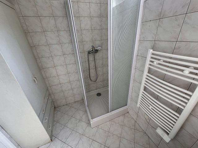 Appartement 2 pièces, 68 m² à louer à Sainte Geneviève des Bois 91700