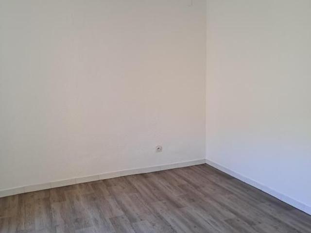 Appartement 2 pièces, 69 m² à louer à Orange 84100