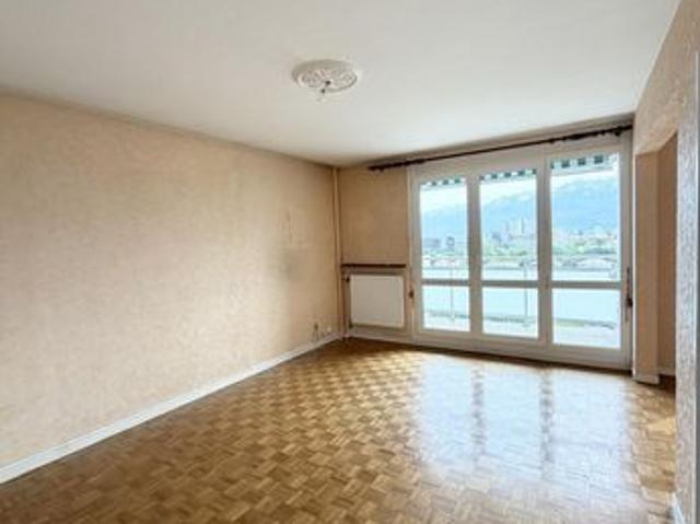 Appartement 2 pièces 71 m²