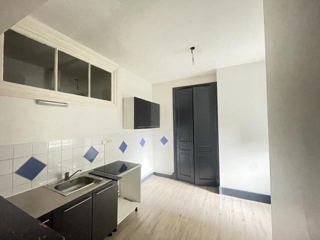 Appartement 2 pièces, 73 m² à louer à Annonay 07100