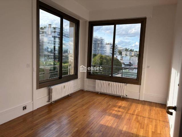 Appartement 2 Pièces 70m² SAINT CLOUD 92210