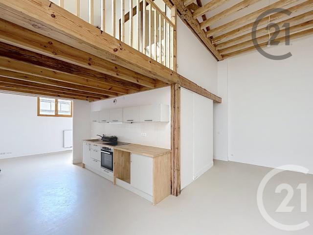 Appartement 2 pièces 77 m²