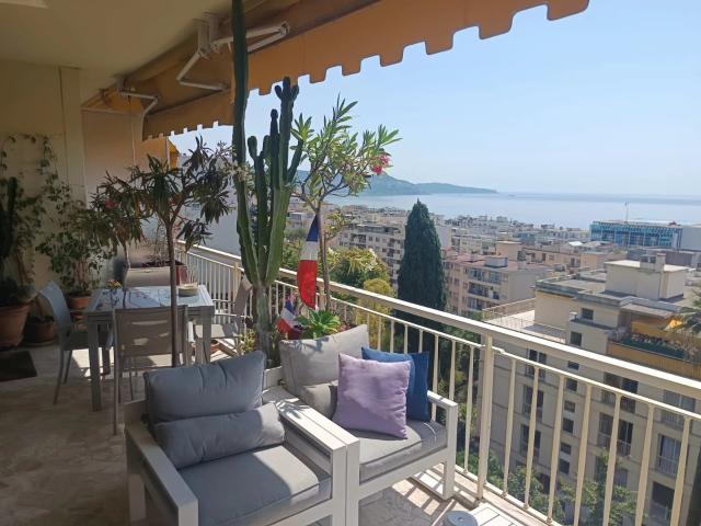 Appartement 2 pièces 77 m²