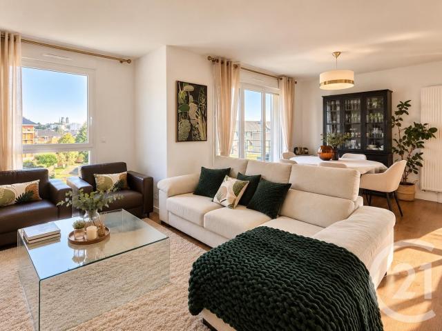 Appartement 2 pièces 77 m²