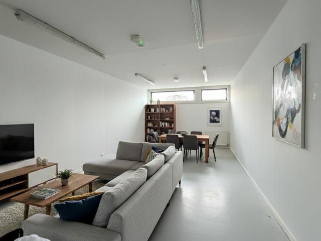 Appartement 2 pièces 74 m²
