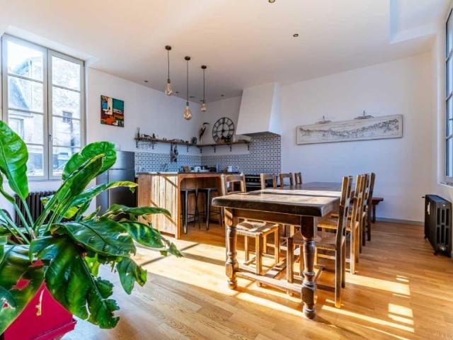 Appartement 2 pièces 74 m²