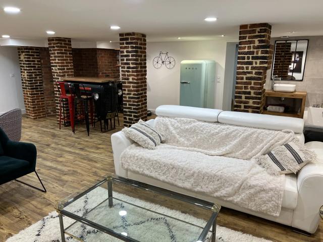 Appartement 2 pièces 74 m²