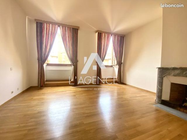 Appartement 2 pièces 74 m²