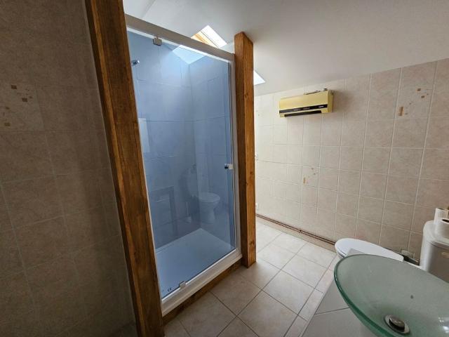 Appartement 2 pièces, 75 m² à louer à Renage 38140
