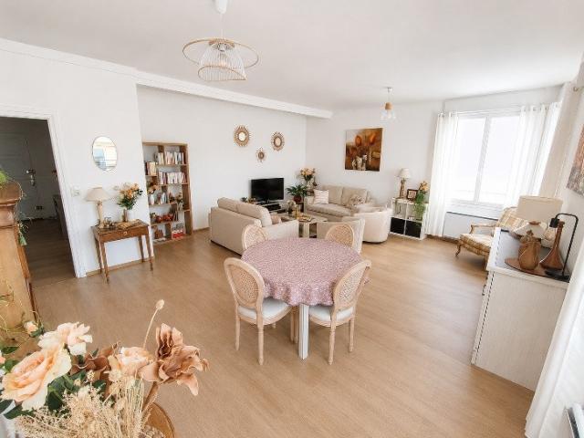 Appartement 2 pièces 75 m²