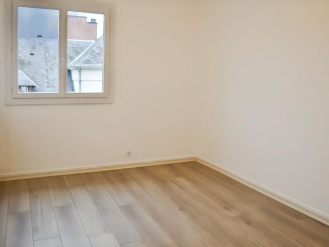 Appartement 2 pièces, 76 m² à louer à Tours 37000