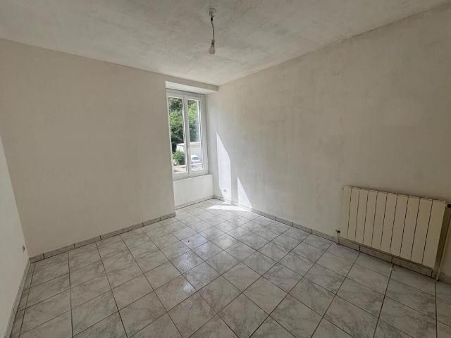 Appartement 2 pièces, 78 m² à louer à Robiac Rochessadoule 30160