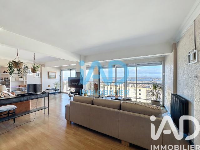Appartement 2 pièces 83 m²
