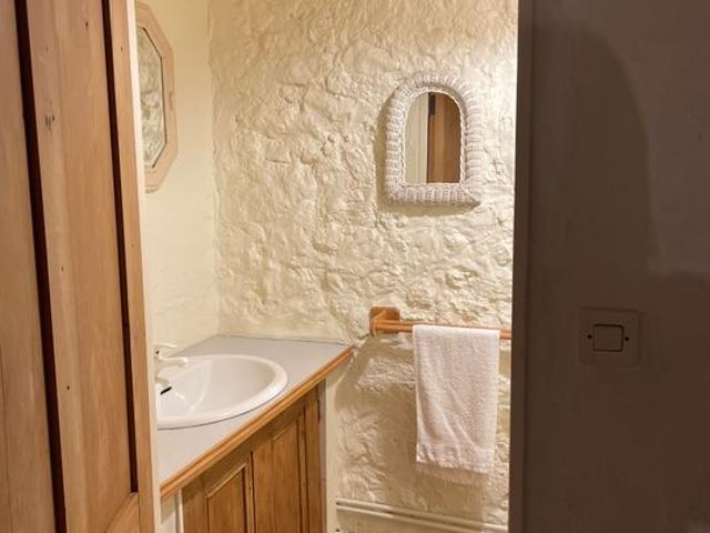 Appartement 2 pièces, 80 m² à louer à Sauzet 26740