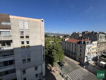 Appartement 2 pièces 81 m²