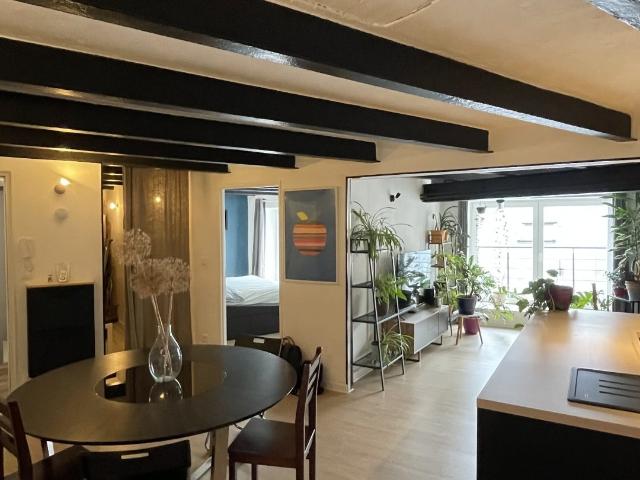 Appartement 2 pièces 81 m²