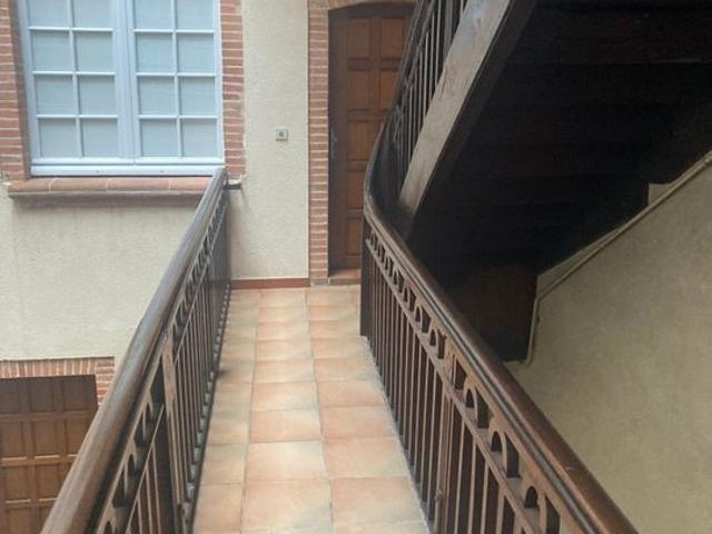 Appartement 2 pièces, 93 m² à louer à Montauban 82000